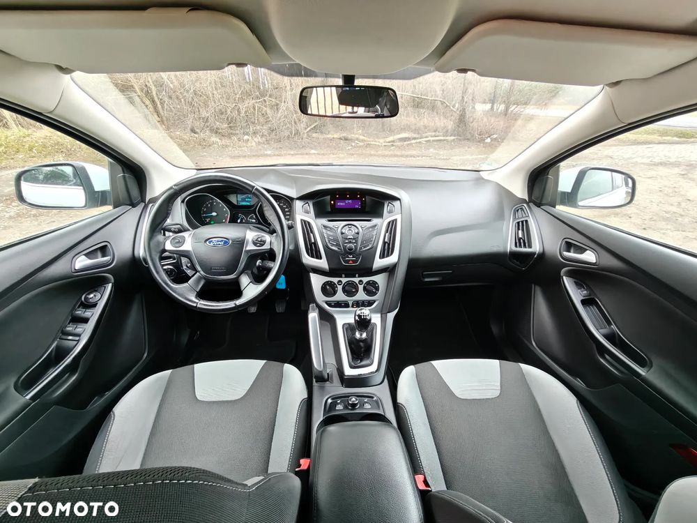 Ford Focus 1.0 EcoBoost Start-Stopp-System Champions Edition - 11