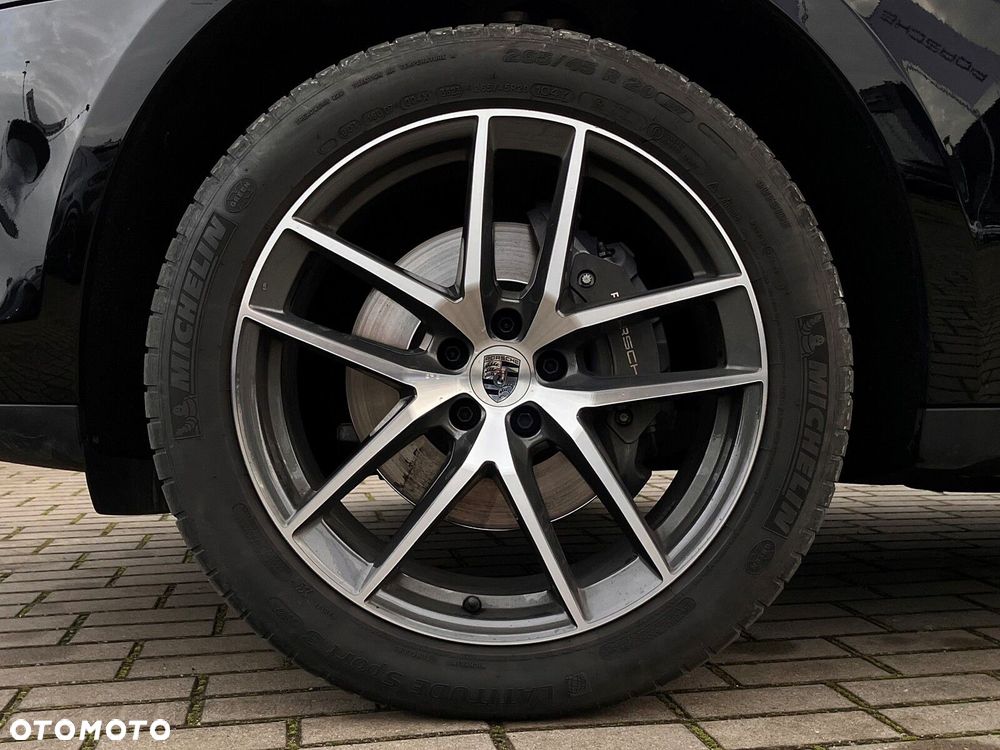 Porsche Macan - 12