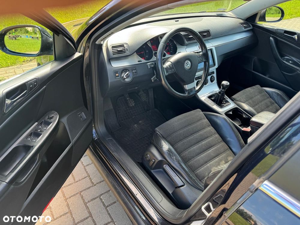Volkswagen Passat - 8