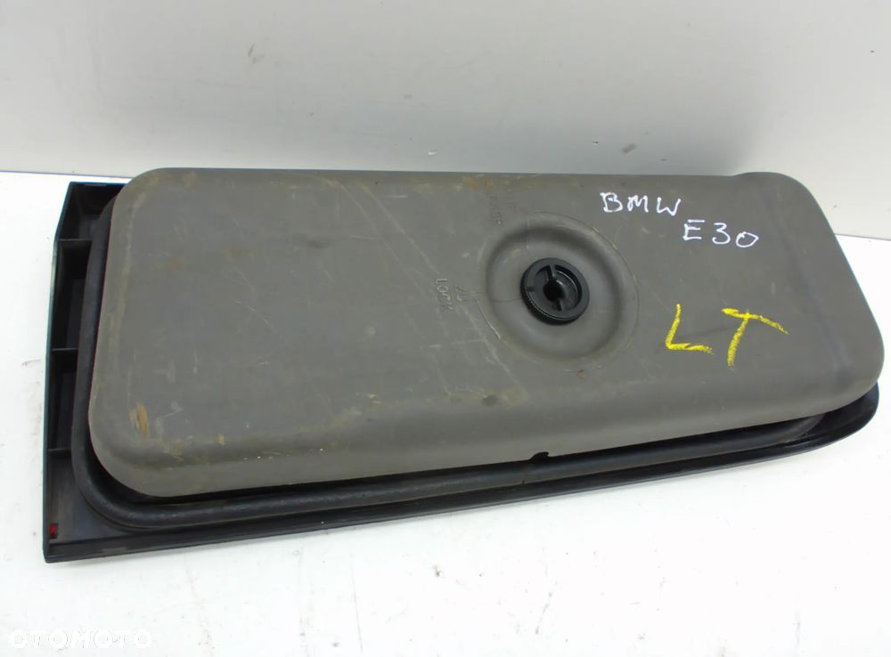 BMW E 30 Lampa tył Lewa strona - 4