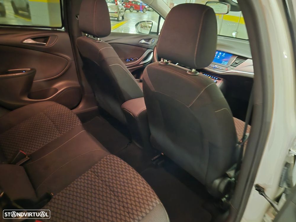 Opel Astra 1.0 Turbo S&S Dynamic - 31