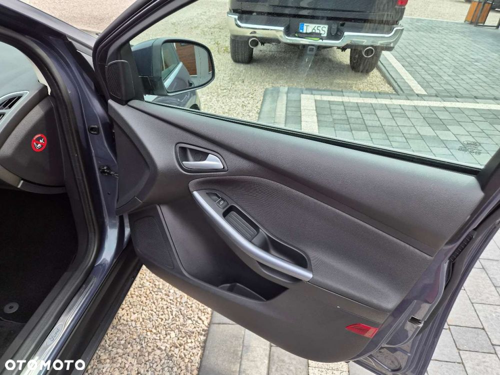 Ford Focus - 22