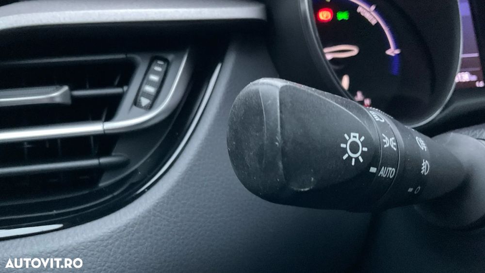 Toyota C-HR 1.8 HSD 122 CP 4x2 CVT C-enter - 26