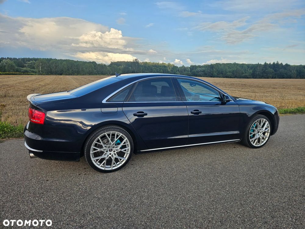Audi A8 - 1