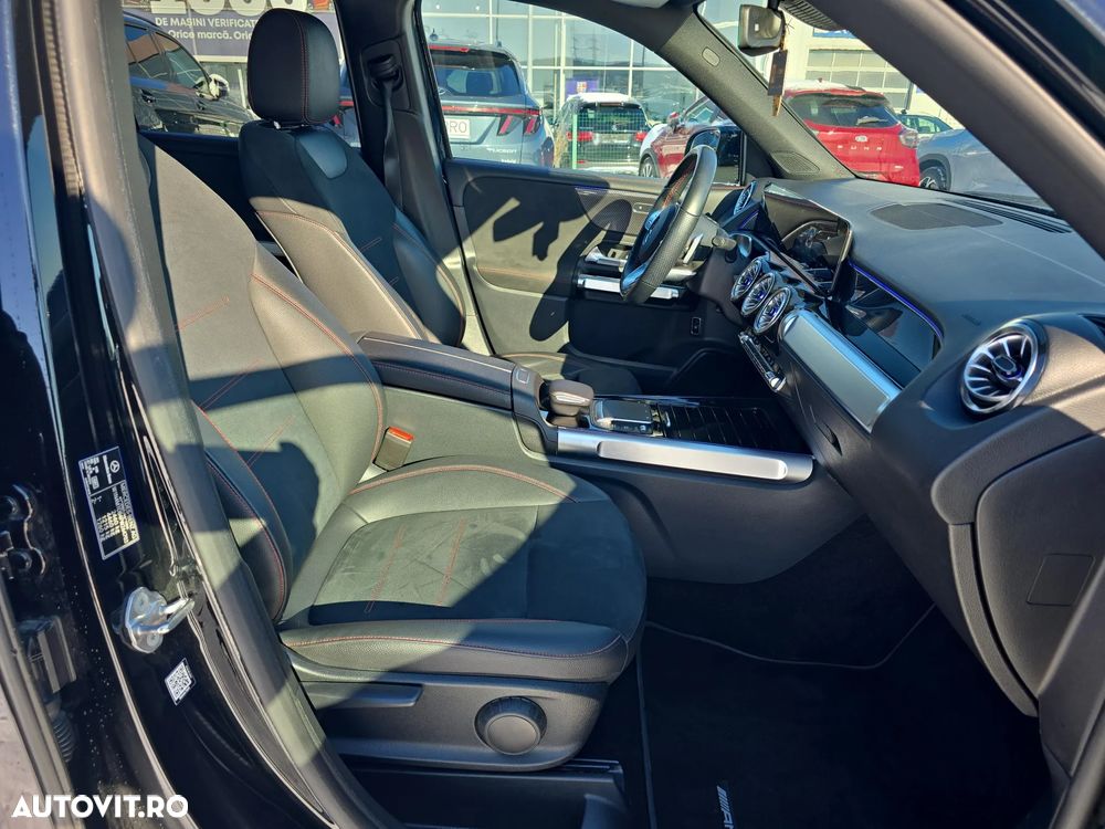 Mercedes-Benz GLB - 26