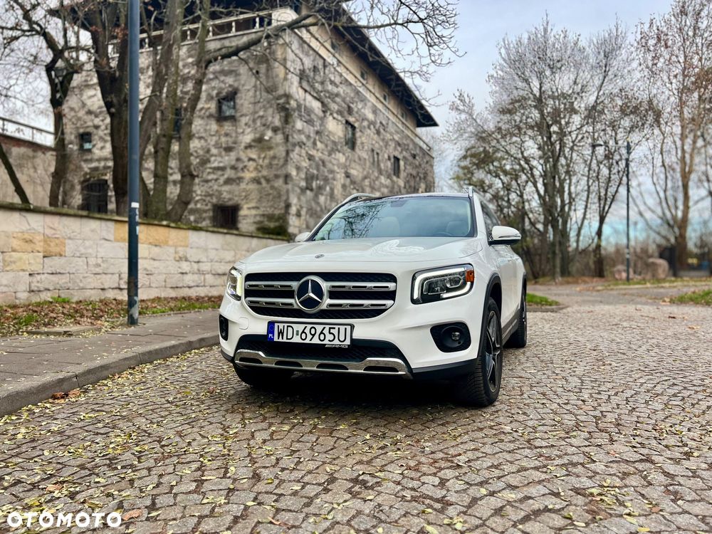Mercedes-Benz GLB 250 8G-DCT - 3