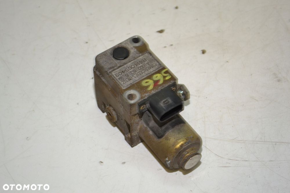 MERCEDES ACTROS MP4 EURO 6 ZAWÓR STEROWANIA CIŚNIENIA TURBINY A0001531559 - 1