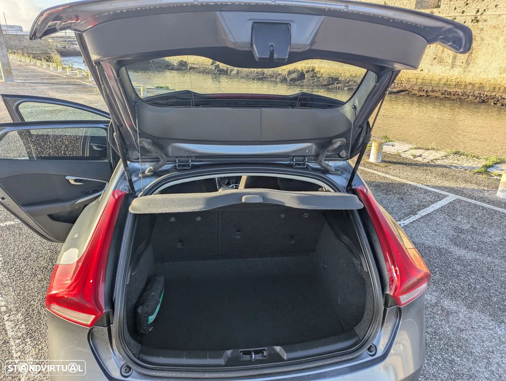 Volvo V40 1.6 D2 Kinetic - 7