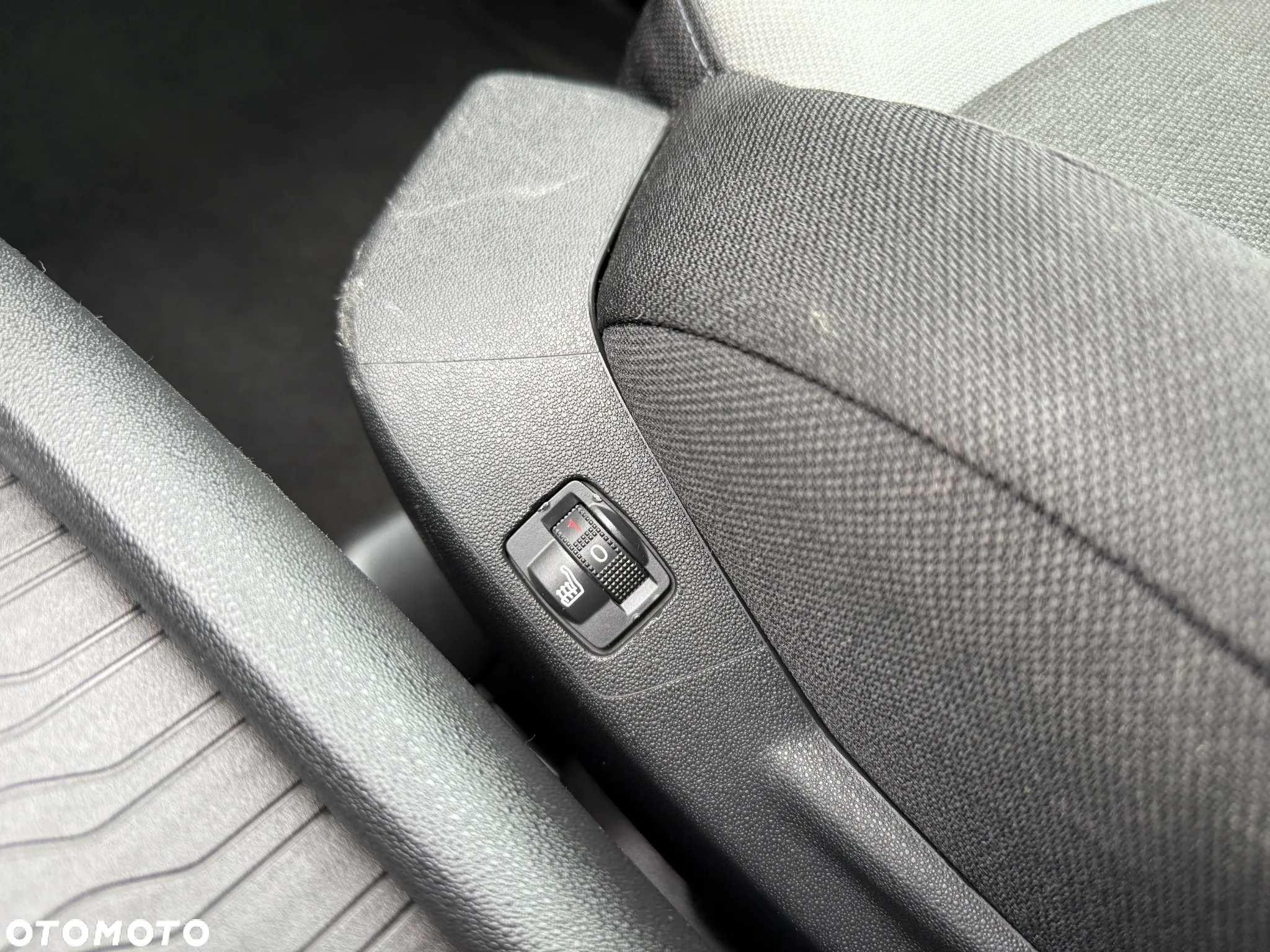 Citroën C4 Picasso e-HDi 115 ETG6 Exclusive - 30