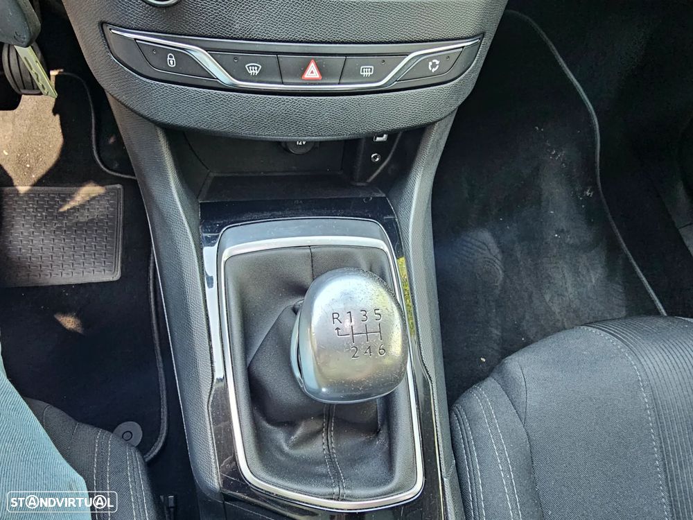 Peugeot 308 SW - 22