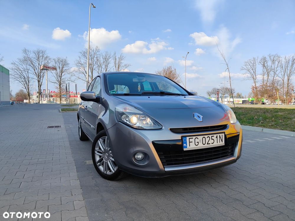 Renault Clio 1.2 16V 75 nightDay - 8