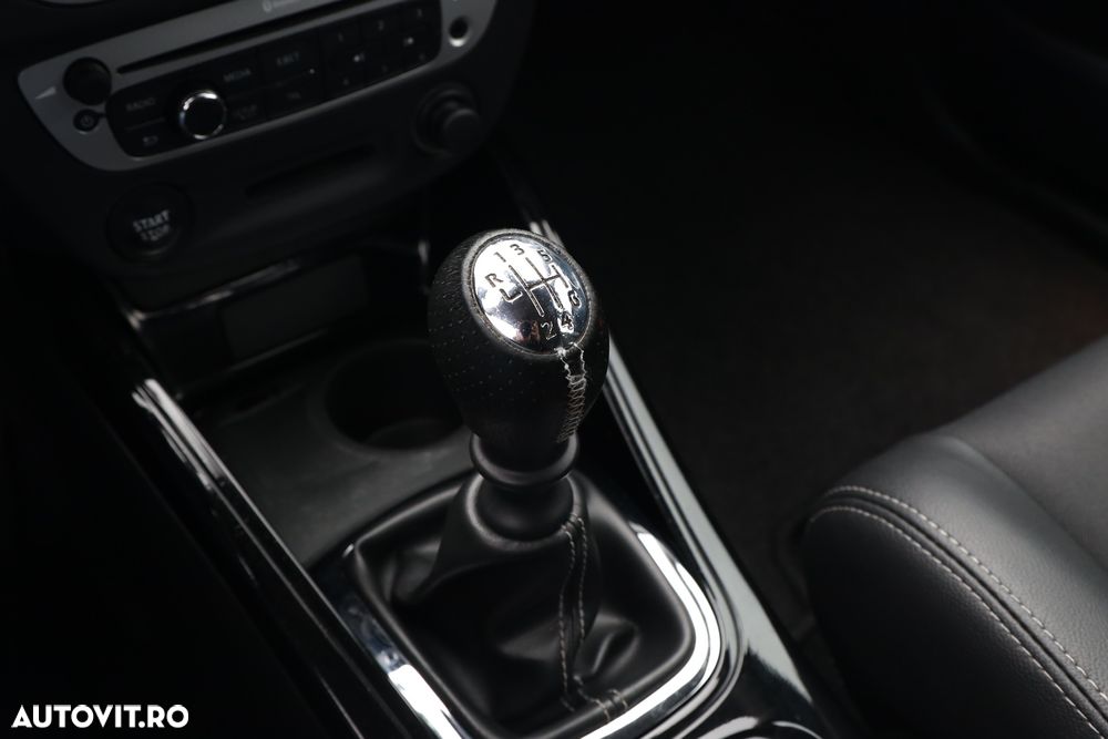 Renault Megane ENERGY dCi 110 Start & Stop Bose Edition - 24