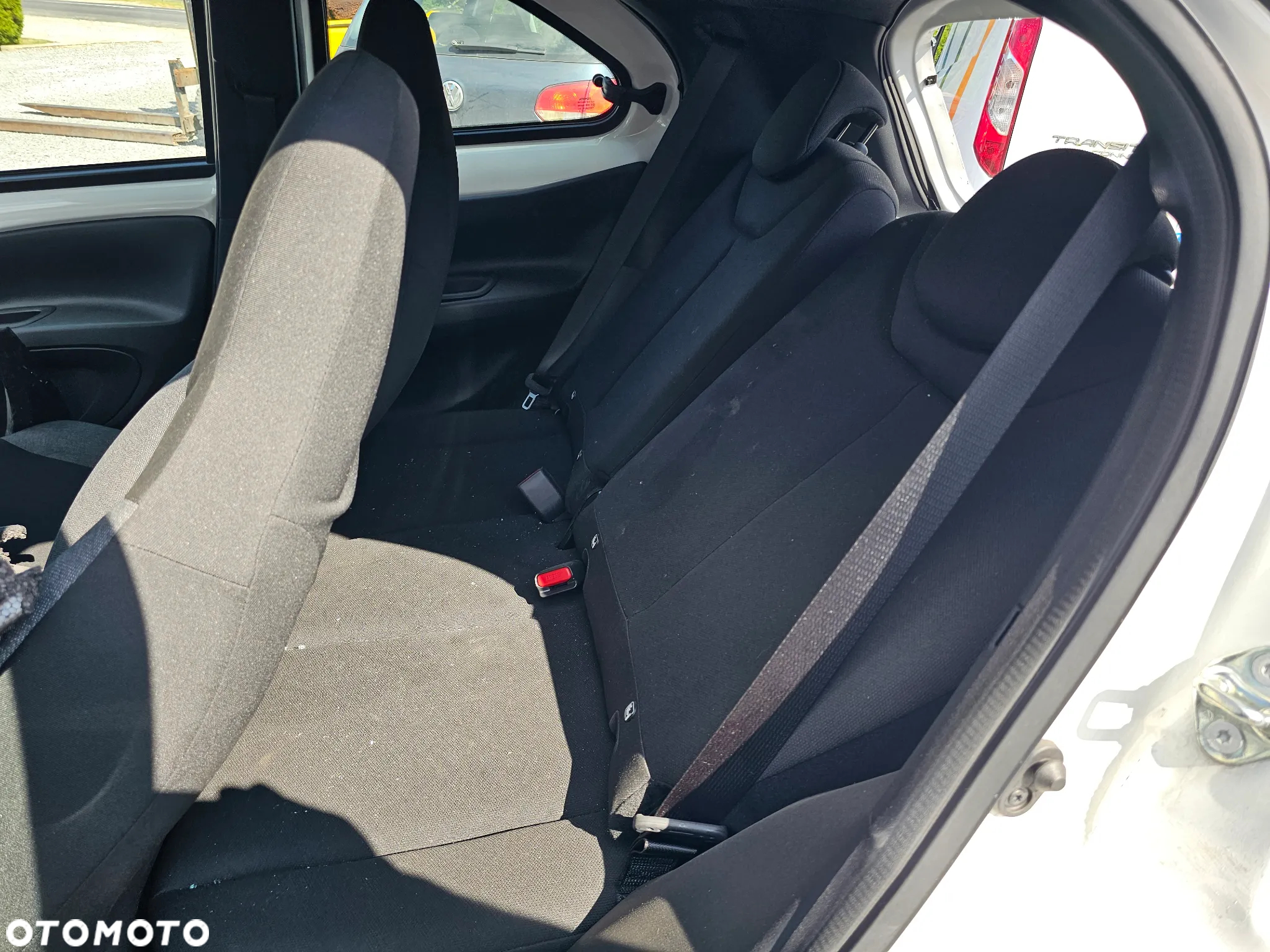 Toyota Aygo X 1.0 VVT-i X-shift - 10