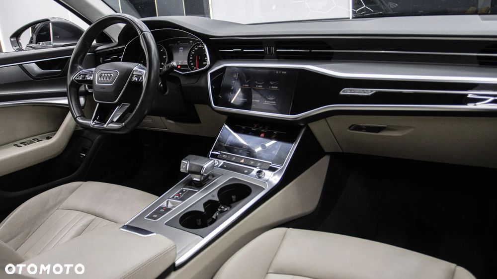 Audi A6 Avant 45 TDI quattro tiptronic design - 14