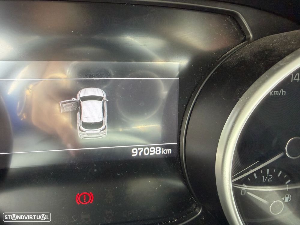Kia XCeed - 25