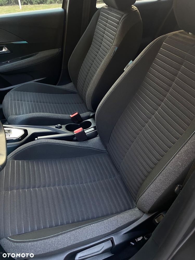 Peugeot 208 PureTech 100 EAT8 Active - 18
