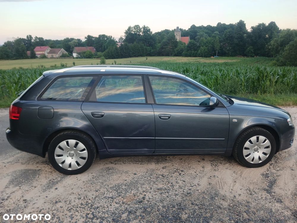 Audi A4 Avant - 9
