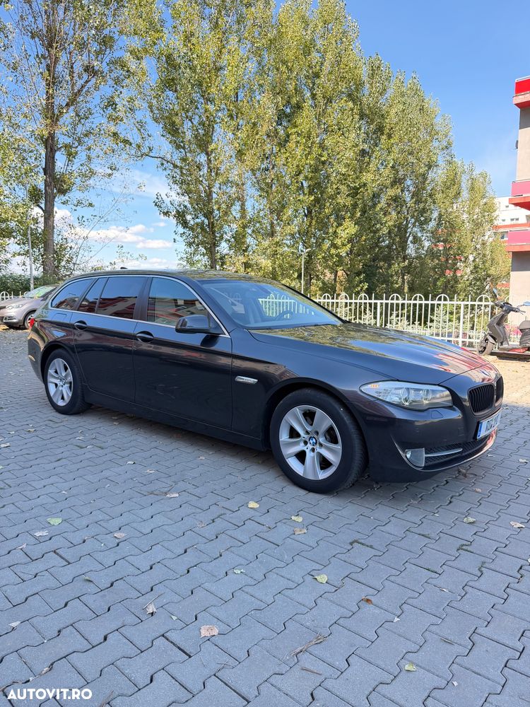 BMW Seria 5 520d Sport-Aut. - 10