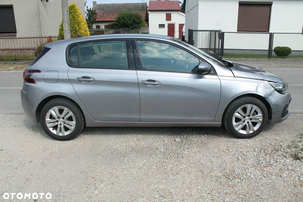 Peugeot 308 - 4