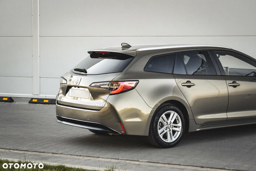 Suzuki Swace 1.8 Hybrid Premium Plus CVT - 15