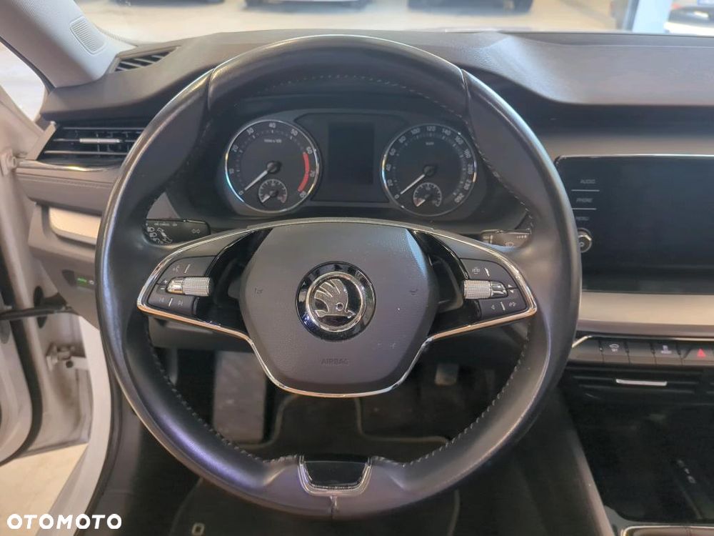 Skoda Octavia 1.5 TSI ACT Ambition - 11