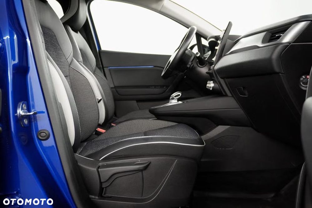 Renault Captur 1.6 E-TECH Plug-In Intens - 11