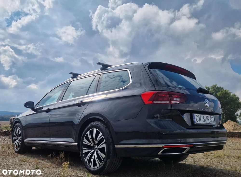 Volkswagen Passat 2.0 TDI 4Mot Elegance DSG - 5