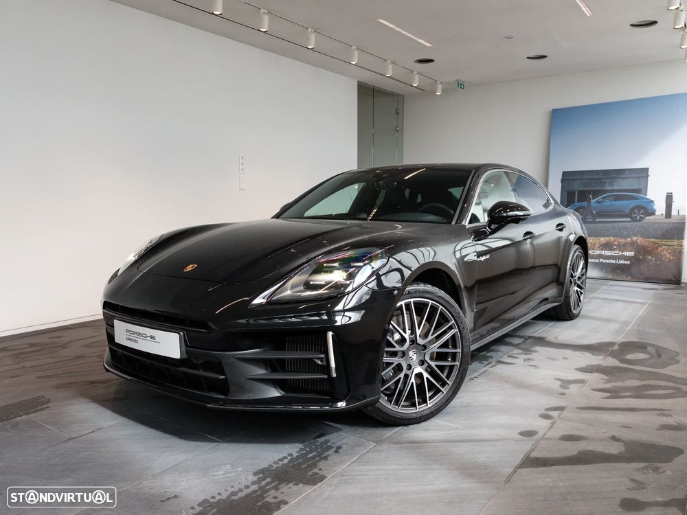 Porsche Panamera 4 E-Hybrid - 4
