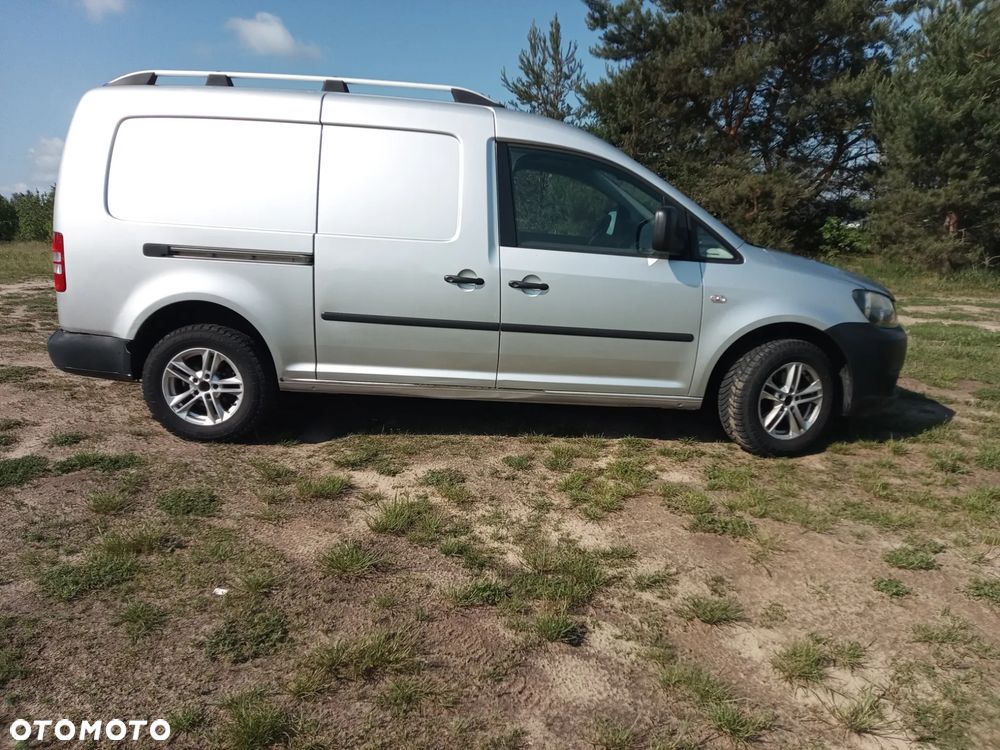 Volkswagen Caddy Maxi - 11