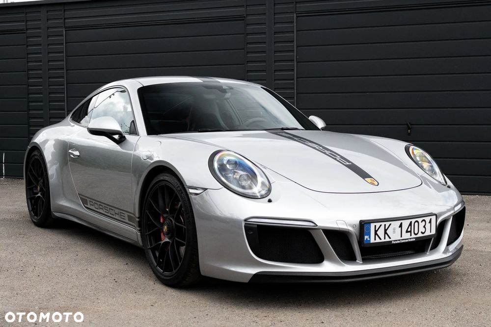 Porsche 911 Carrera GTS PDK - 1