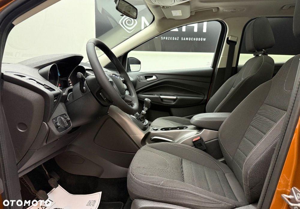 Ford Kuga 1.5 EcoBoost 2x4 Individual - 24