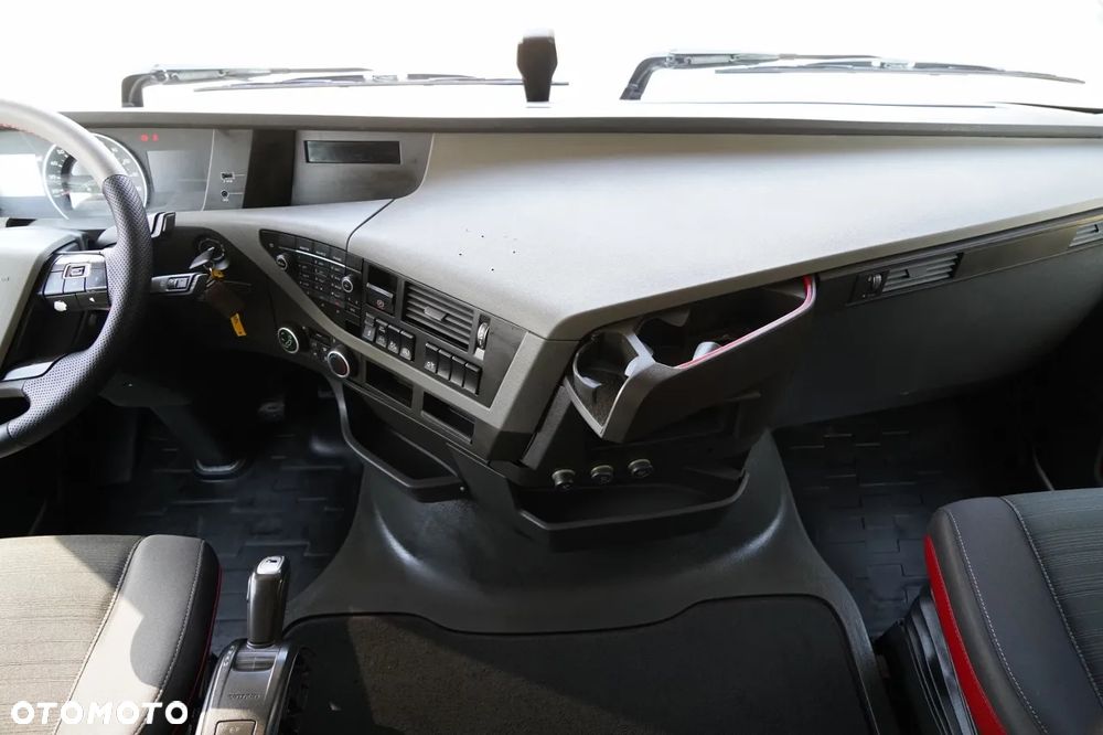 Volvo FH 460 / I-SHIFT / EURO 6 - 28