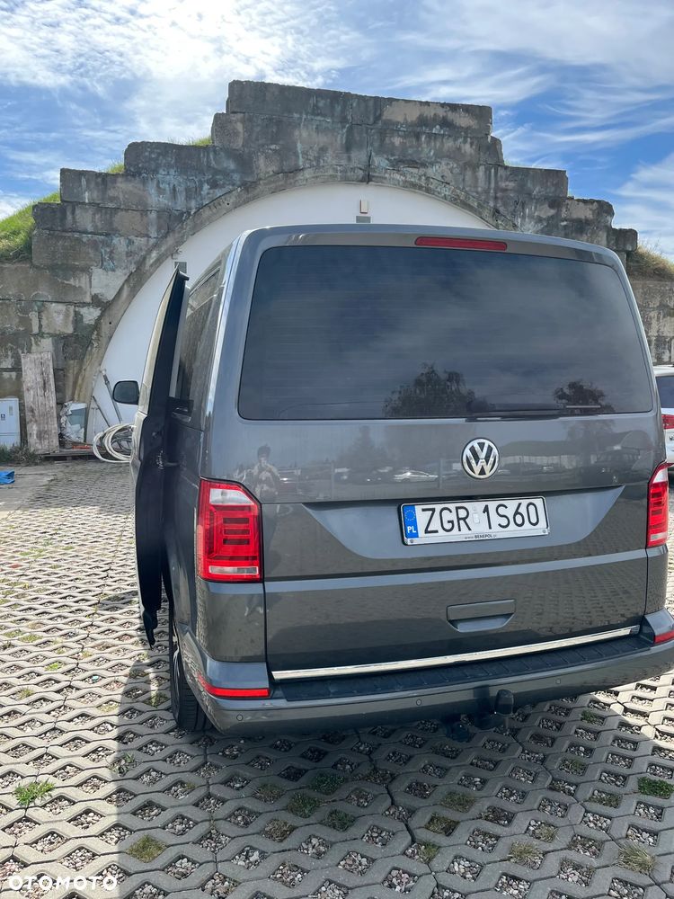 Volkswagen Multivan - 2