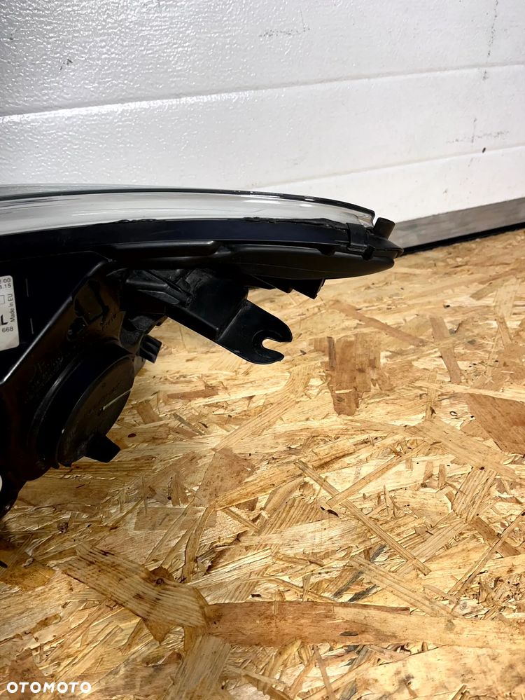 RENAULT CAPTUR I LAMPA PRAWY PRZÓD PRAWA PRZEDNIA ZWYKŁA ORYGINAŁ EUROPA BRAK JEDNEGO UCHWYTU 260102734R - 10