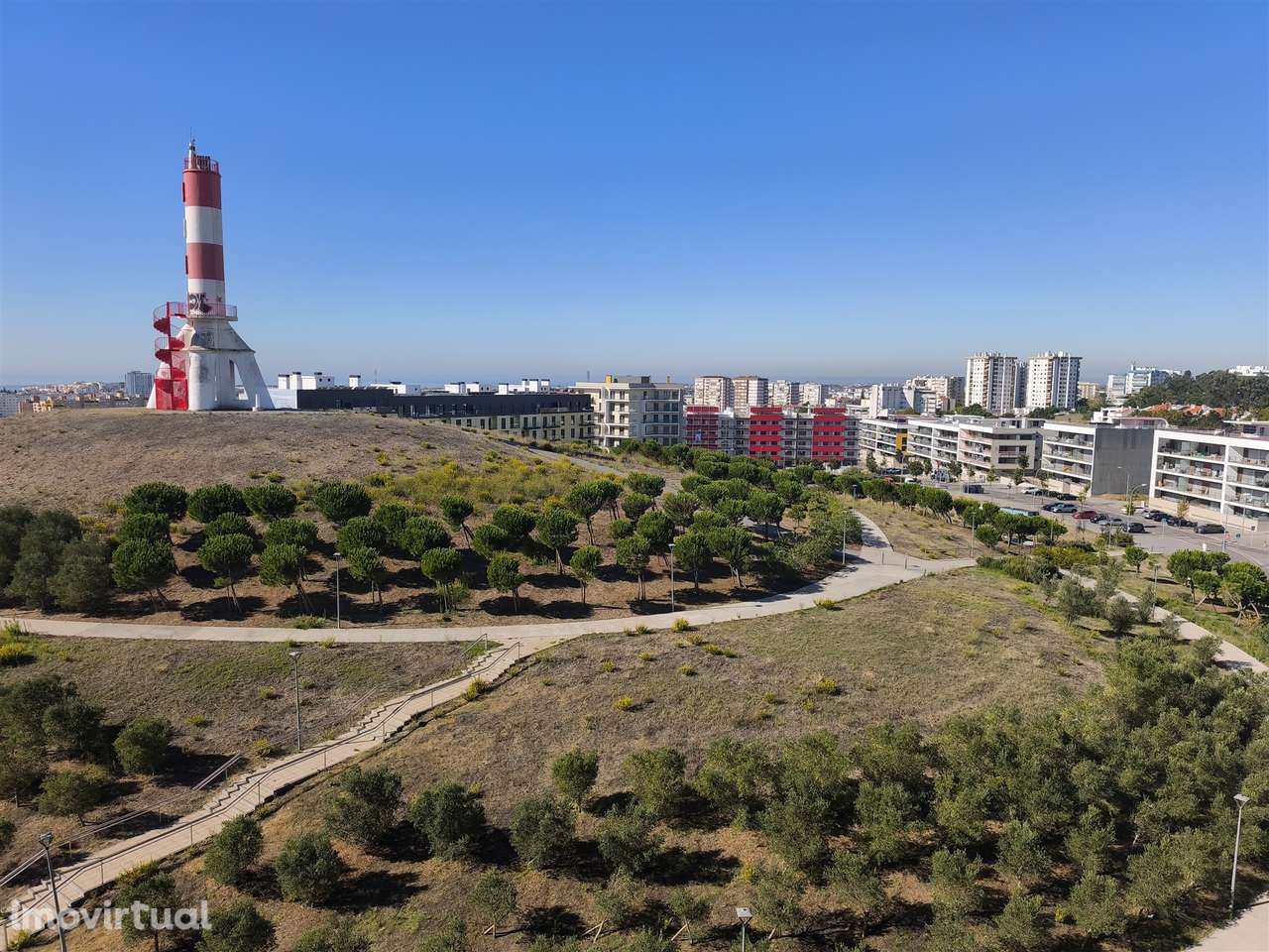 Oportunidade Única de Investimento – Lote para Equipamento no Alto da - Grande imagem: 5/9