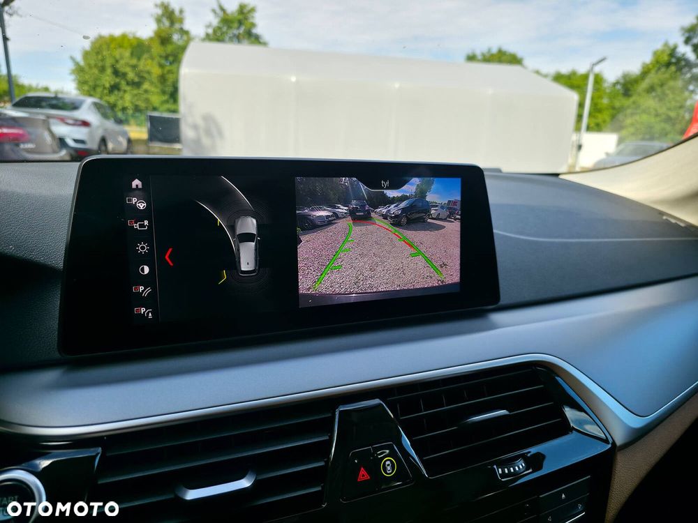 BMW Seria 5 - 10