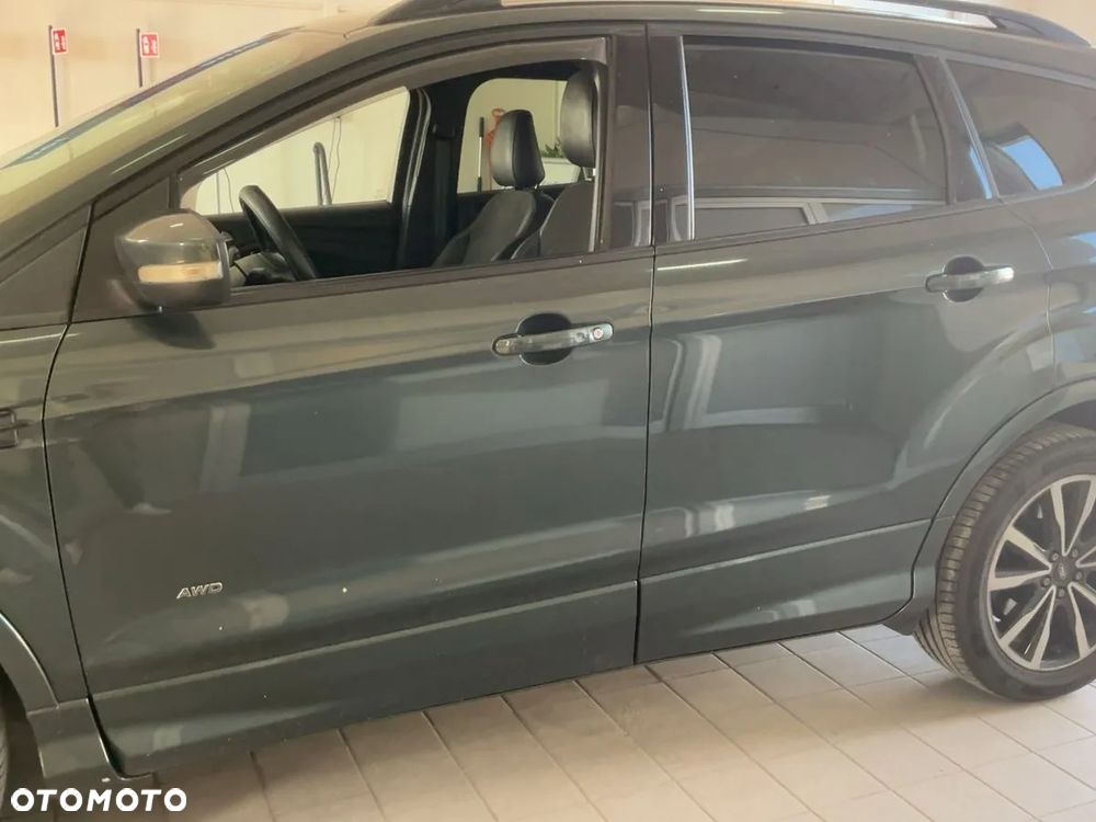 Ford Kuga 2.0 TDCi 4x4 ST-Line - 16