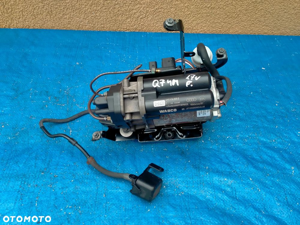 AUDI Q7 4M KOMPRESOR ZAWIESZENIA 4M0616005G - 1