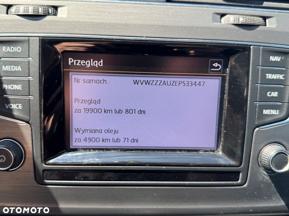 Volkswagen Golf 1.6 TDI DPF Comfortline - 22
