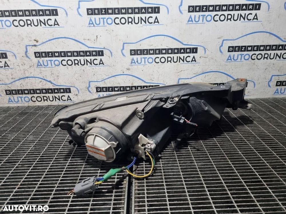 Far Stanga Mazda CX - 7 2006 - 2012 SUV 4 Usi (1273) Xenon - 3