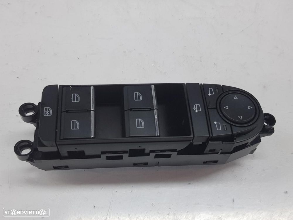 COMANDO ELEVADOR FRENTE ESQUERDO MAZDA 3 SEDÁN BP - 1