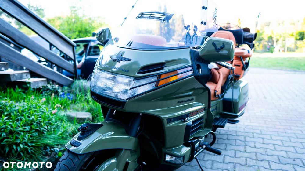 Honda GL - 10