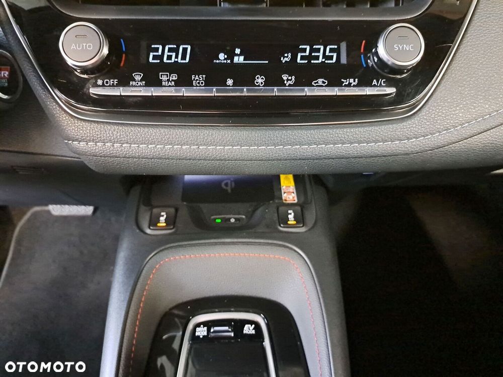 Toyota Corolla - 27