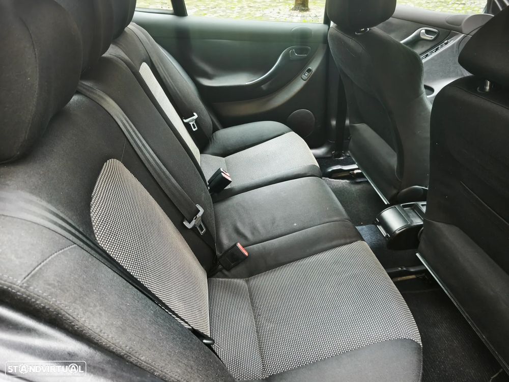 SEAT Leon 1.4 16V Confort JE+AC - 23