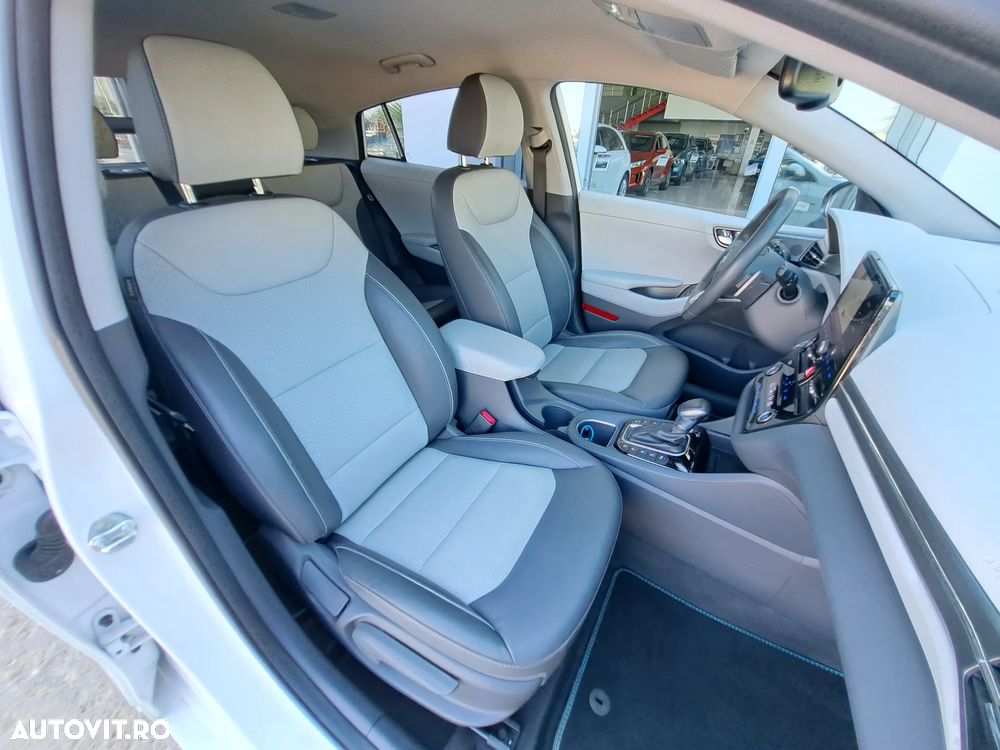 Hyundai IONIQ Plug-In Hybrid 1.6 141CP Exclusive - 27