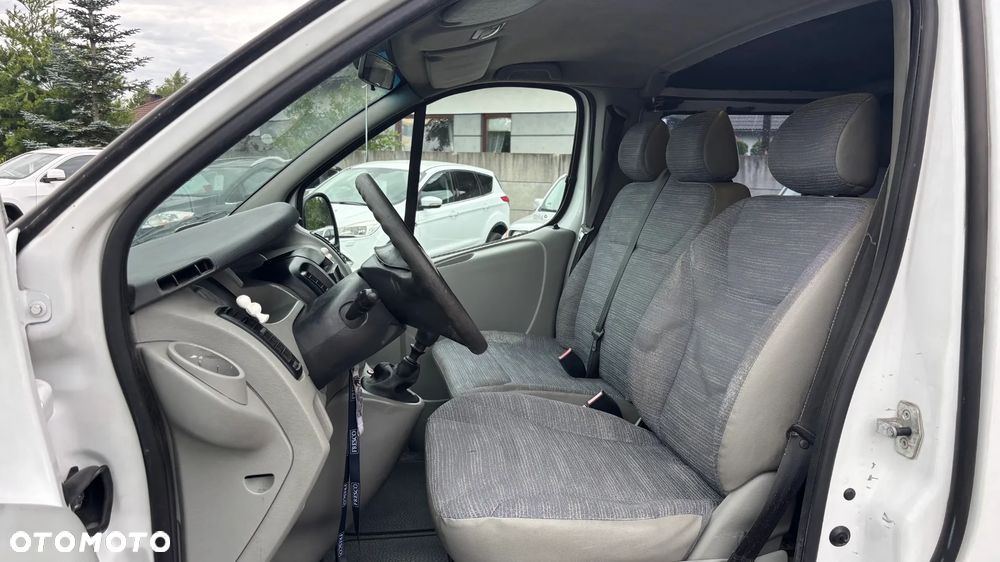 Renault TRAFIC - 22