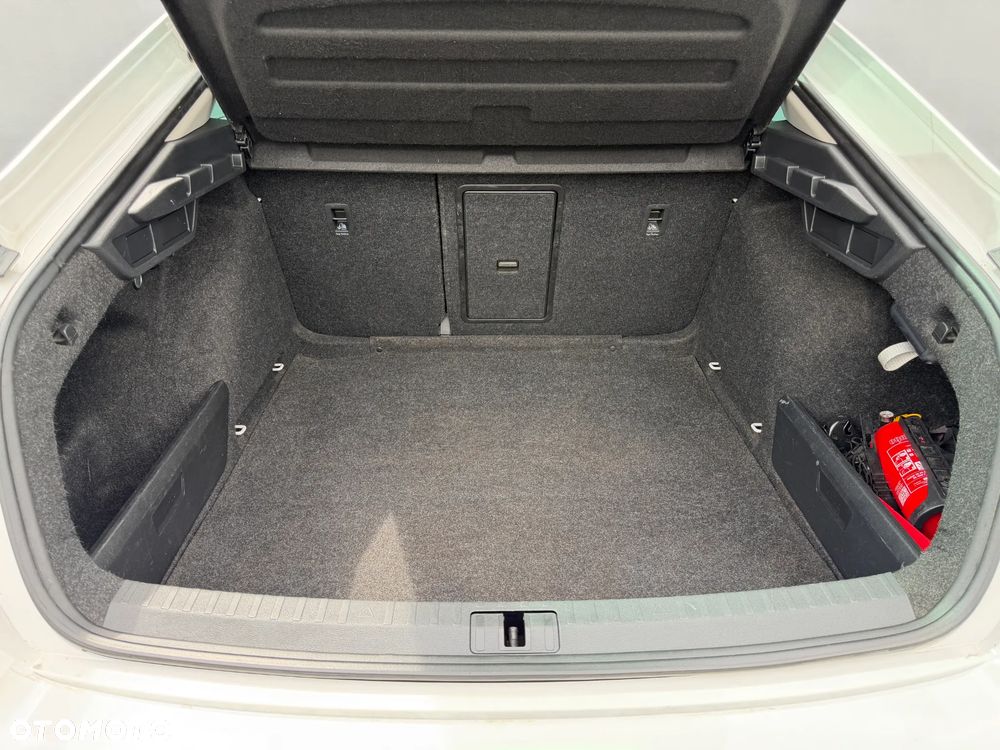 Skoda Octavia 2.0 TDI SCR Ambition DSG - 28