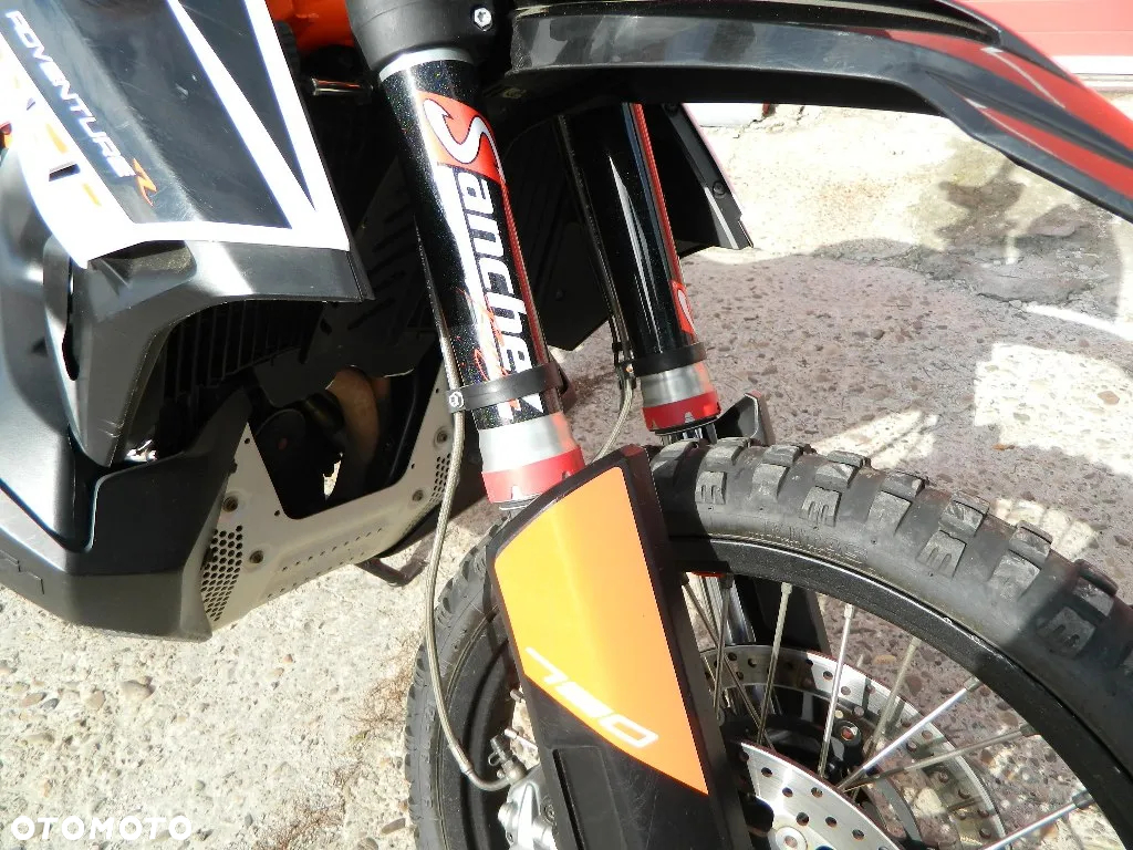 KTM Adventure - 9