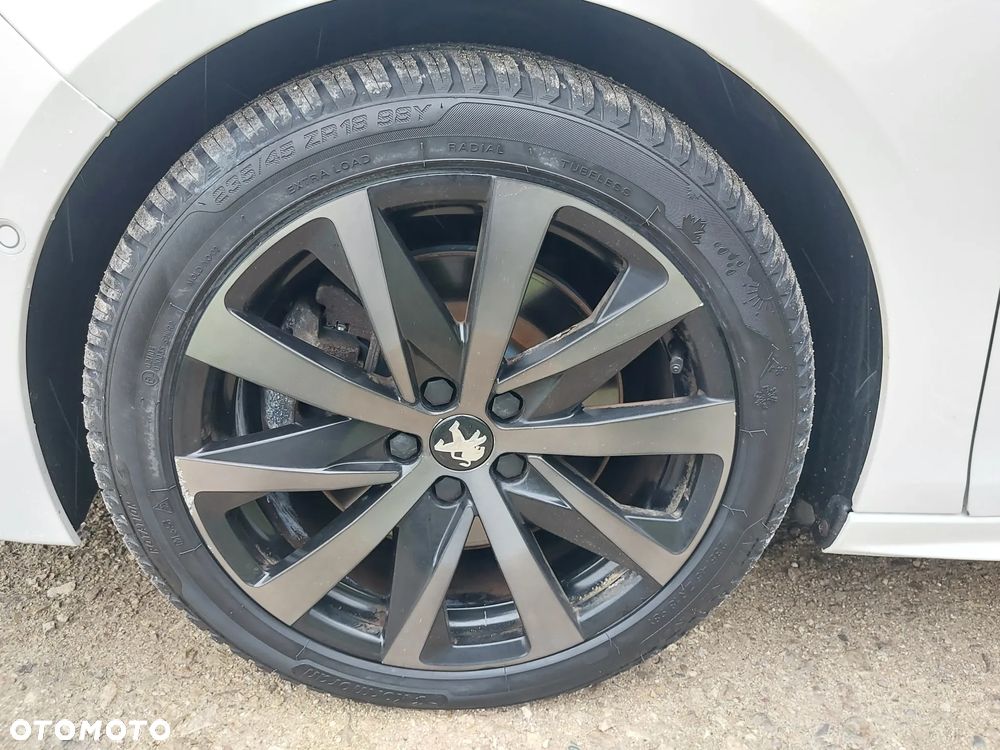 Peugeot 508 BlueHDi 180 EAT8 GT - 34