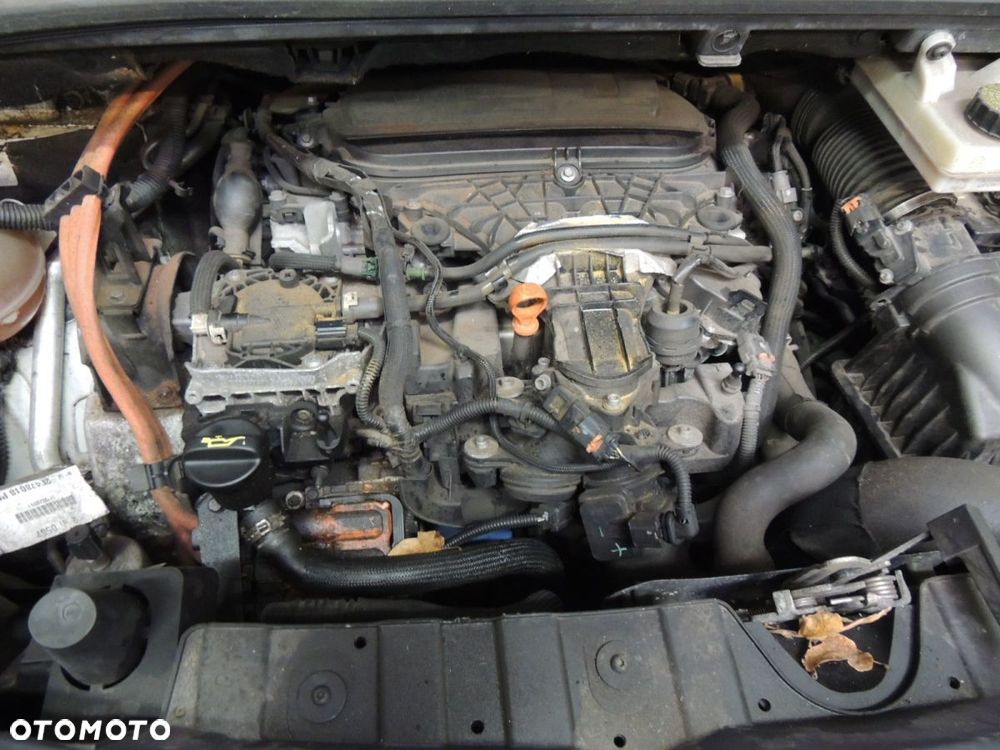Kompresor klimatyzacji Peugeot 3008 2.0 HDI Hybryda - 1
